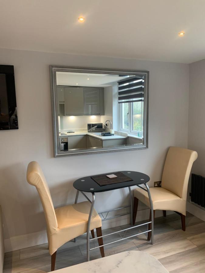 Cosy Beautiful One bedroom Flat Dorking Exterior foto